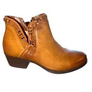New ▶️ Miz Mooz ◀️ Bates Leather Bootie - Brown honey Size 38.